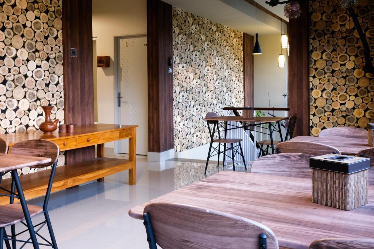 Oyo 683 Jepun Guesthouse Mataram Exterior foto